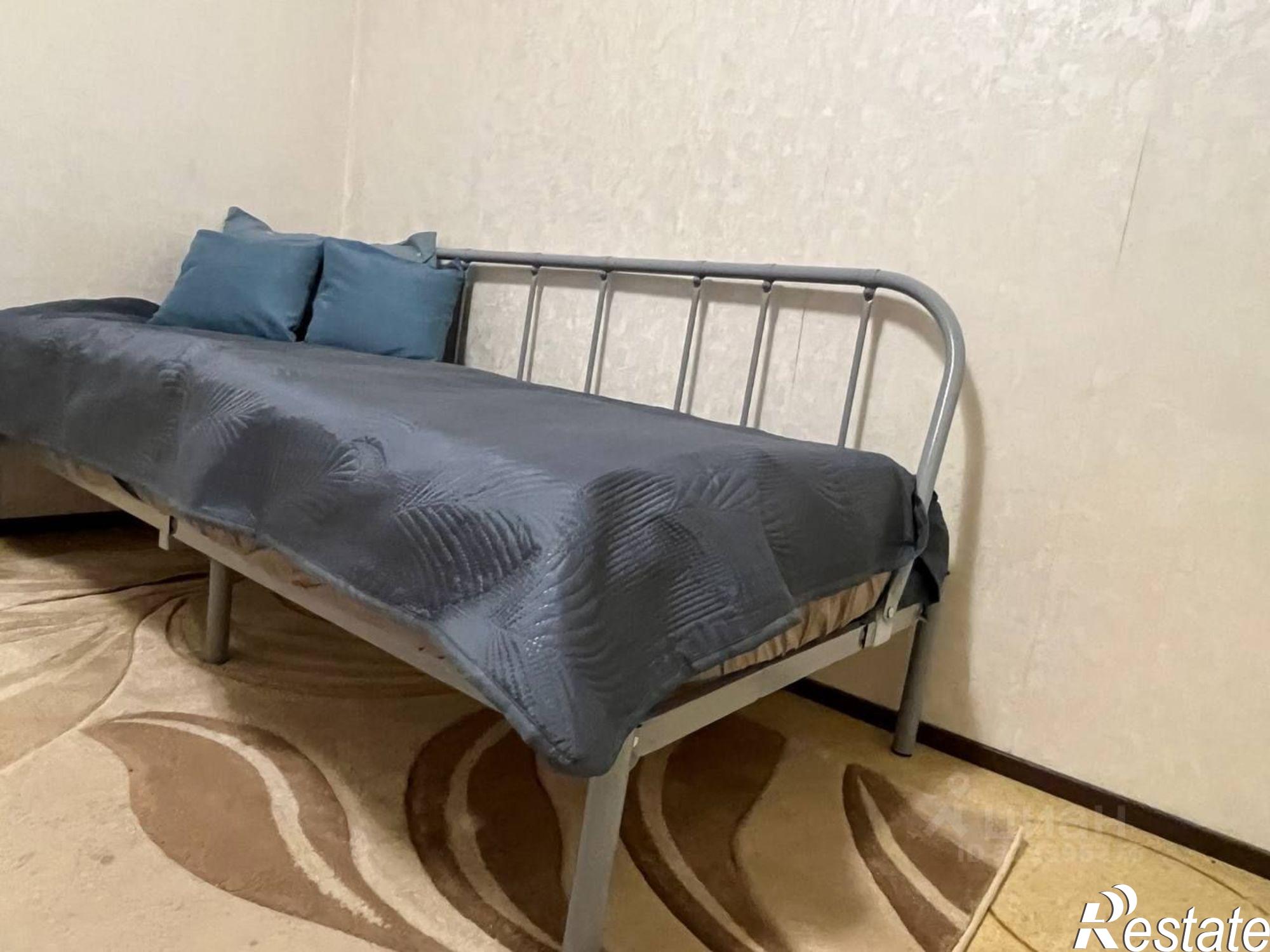 Сдать квартиру за 75 000 рублей на Интернациональная улица, 7