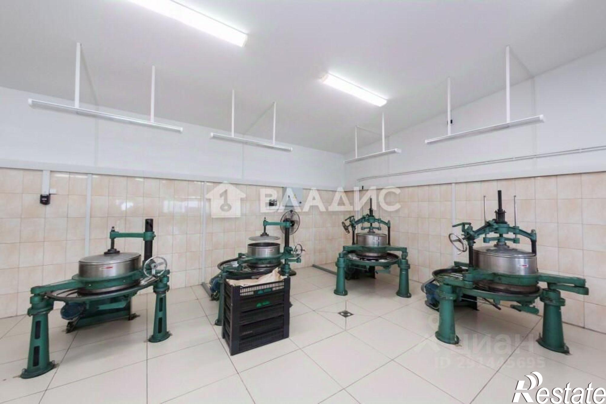 Купить производственную площадь за 65 000 600 рублей на Ржевский переулок, 14