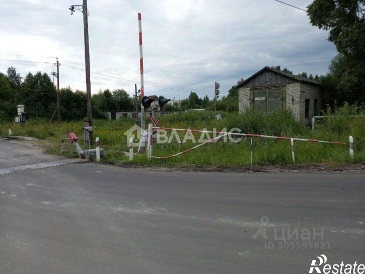 Отдельное здание улица Нухи Идрисова