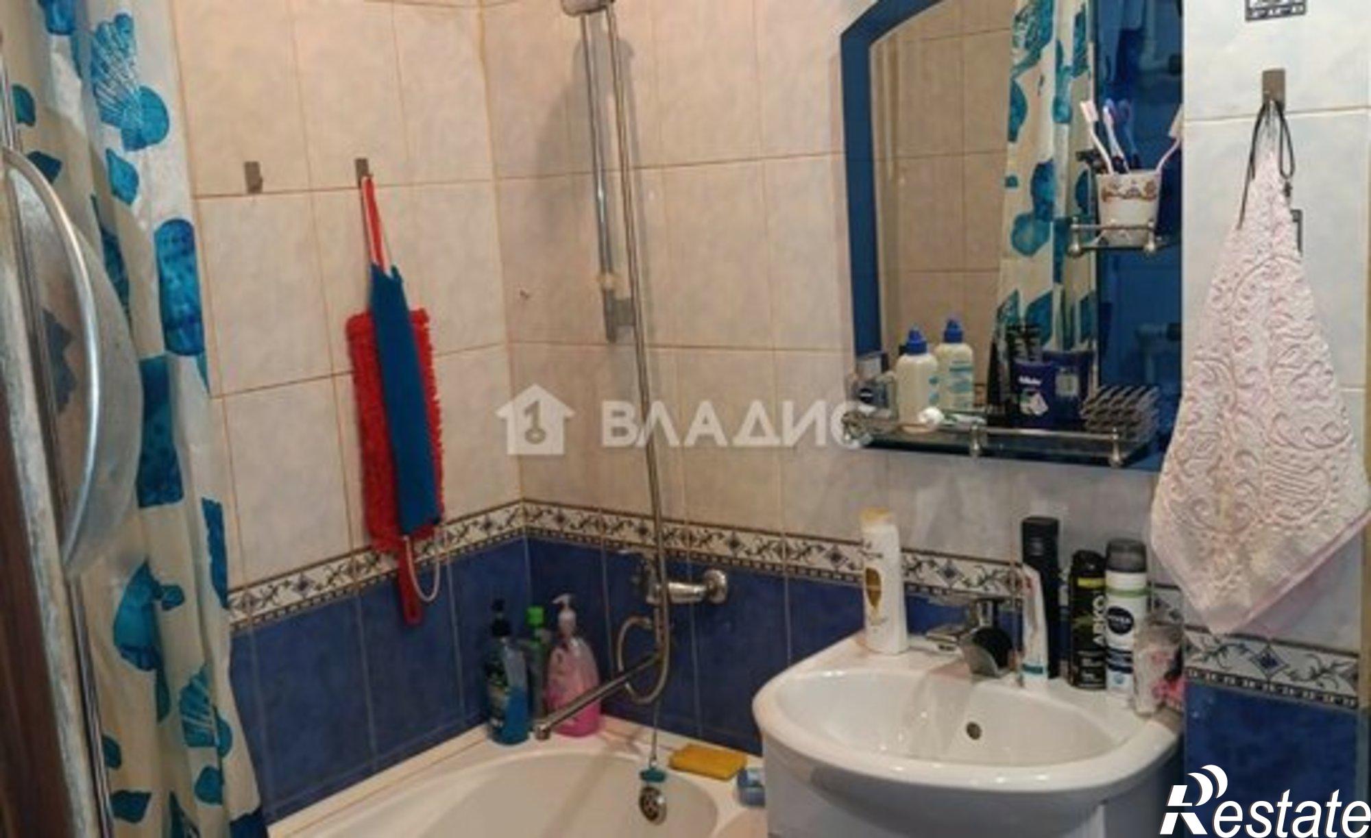 Купить квартиру за 2 500 000 рублей на бульвар Советов, 4