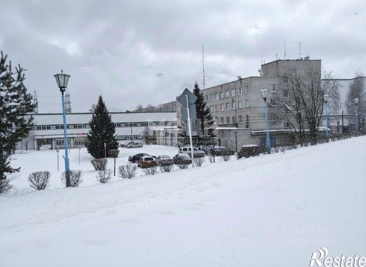 3-комн квартира ул Промышленная, 1,  д. 1