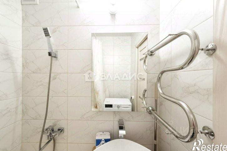 4-комн квартира улица Бумажников, 44,  д. 44