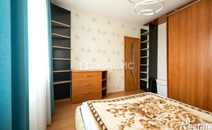 4-комн квартира улица Бумажников, 44,  д. 44