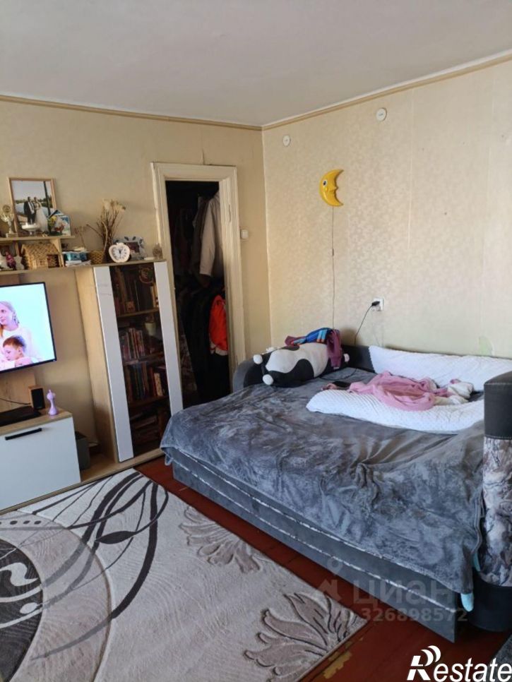 2-комн квартира улица Дзержинского, 13,  д. 13