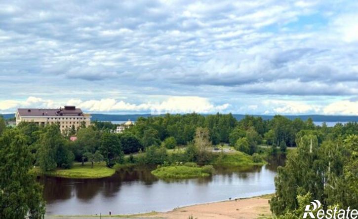 3-комн квартира Петрозаводск, улица Володарского, 1
