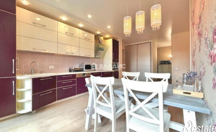4-комн квартира Петрозаводск, улица Зайцева, 8