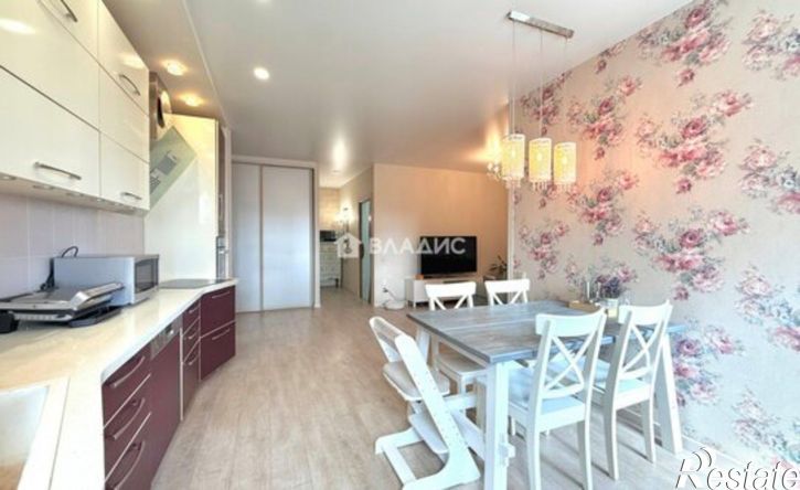 4-комн квартира Петрозаводск, улица Зайцева, 8