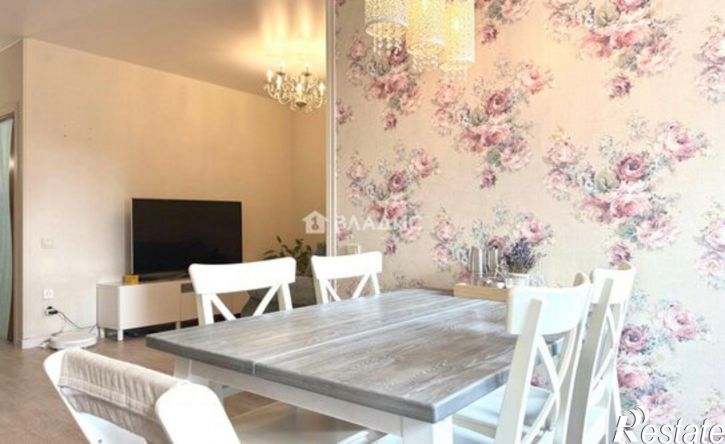 4-комн квартира Петрозаводск, улица Зайцева, 8