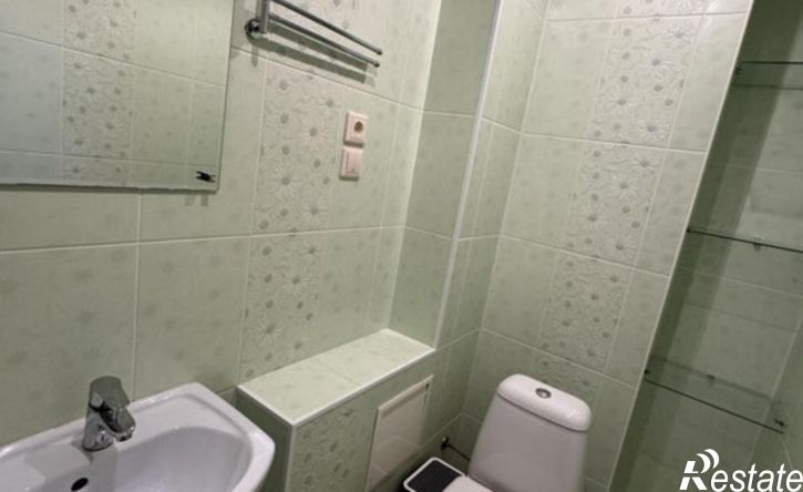 3-комн квартира Петрозаводск, Нойбранденбургская улица, 3к1