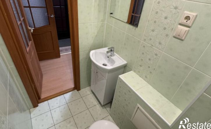 3-комн квартира Петрозаводск, Нойбранденбургская улица, 3к1