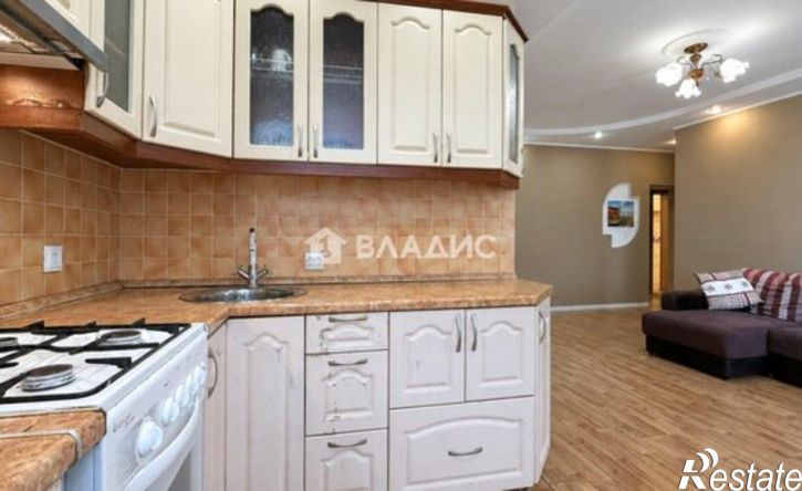 3-комн квартира Петрозаводск, Железнодорожная улица, 6