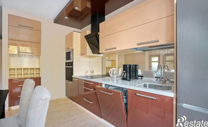 3-комн квартира Петрозаводск, Коммунальная улица, 1