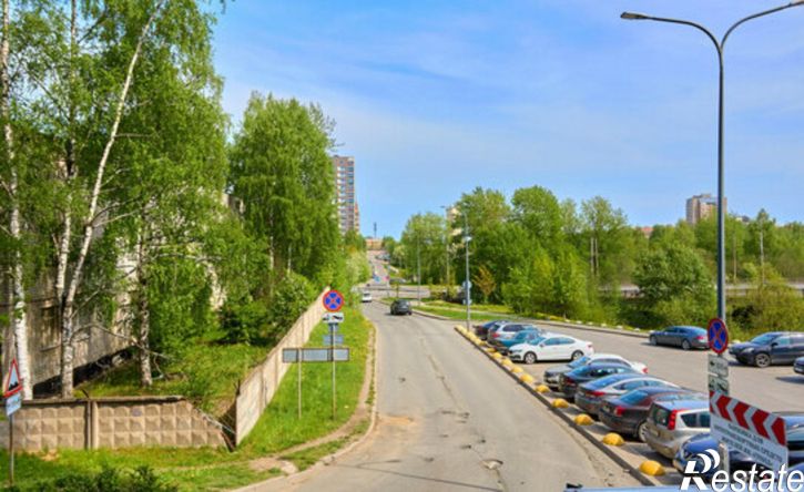 3-комн квартира Петрозаводск, Коммунальная улица, 1