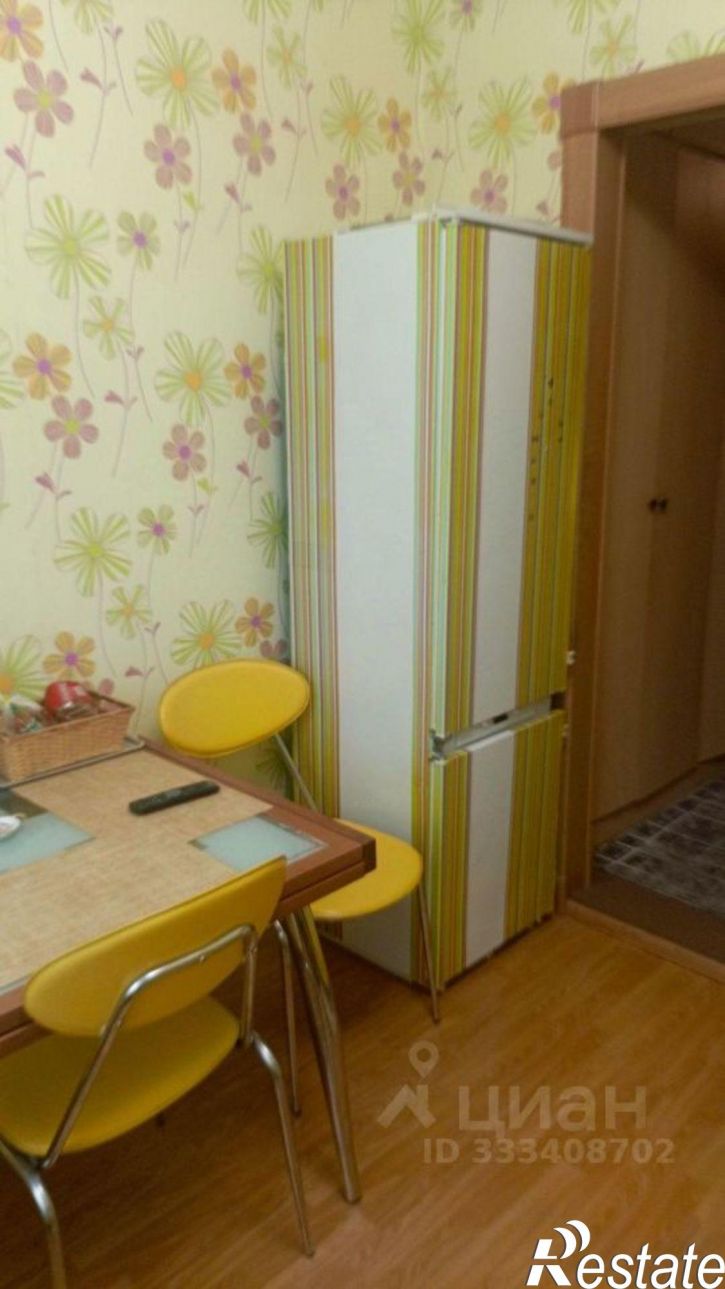 2-комн квартира ул Титова, 1,  д. 1