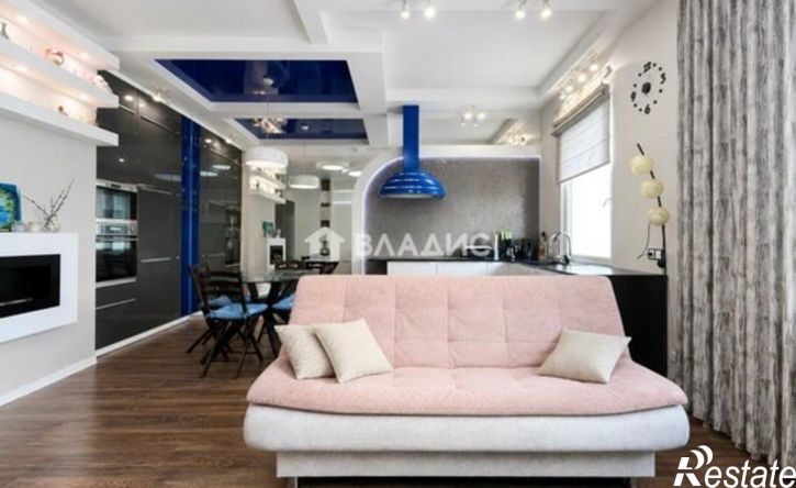 4-комн квартира Петрозаводск, улица Чапаева, 42А