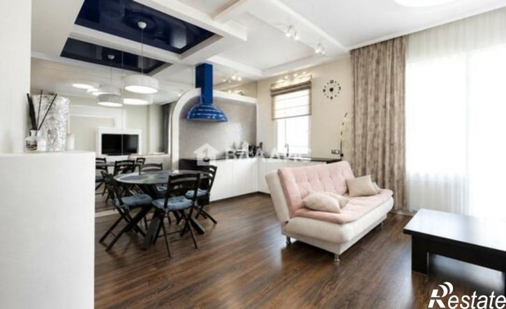 4-комн квартира Петрозаводск, улица Чапаева, 42А