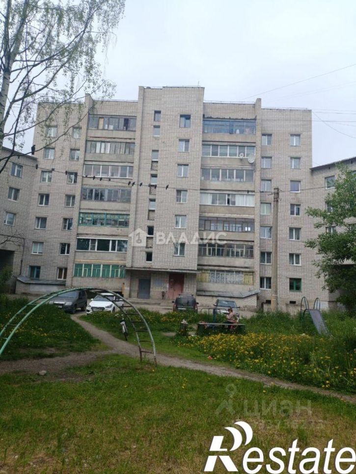 2-комн квартира улица Строителей, 11,  д. 11