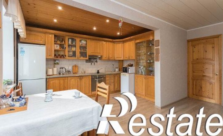 4-комн квартира улица Карла Маркса, 40,  д. 40